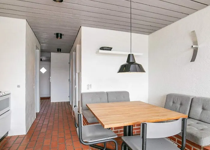 6 Person In Apartamento